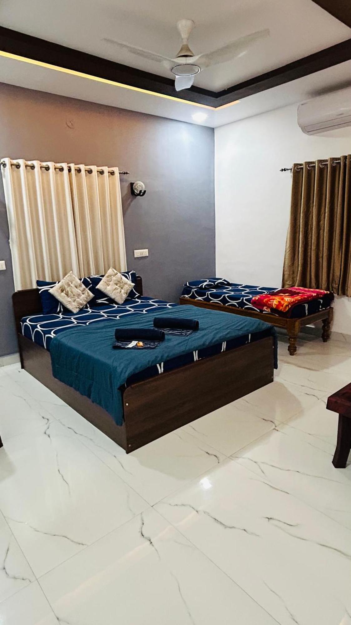 Raj Homestay Hampi Exteriör bild